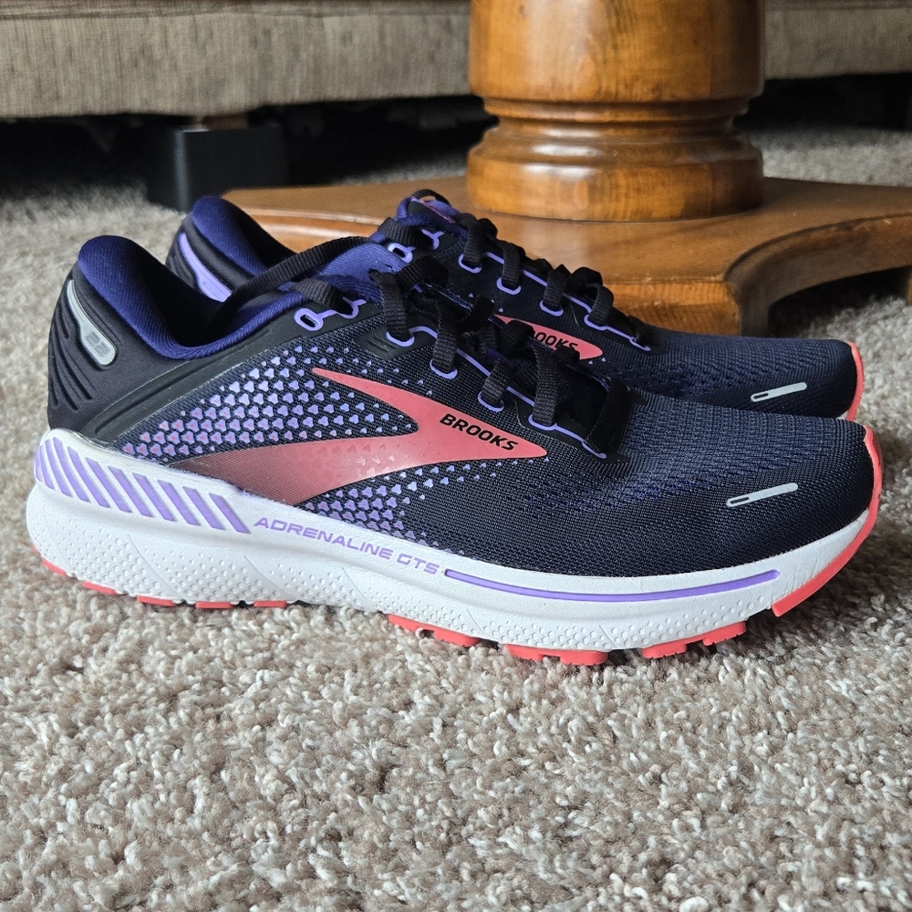 Brooks Adrenaline GTS 22